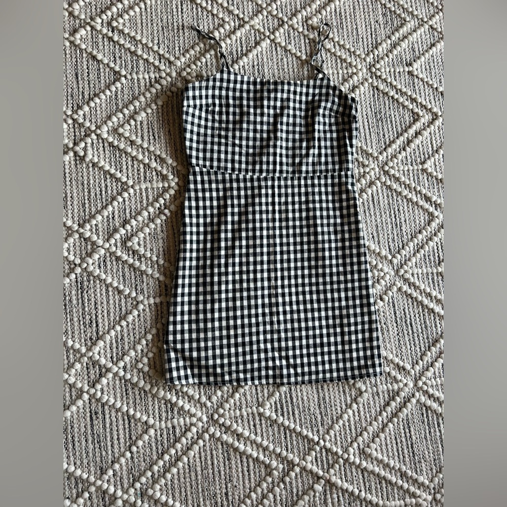 🌱Lulu’s Checkered Mini Dress